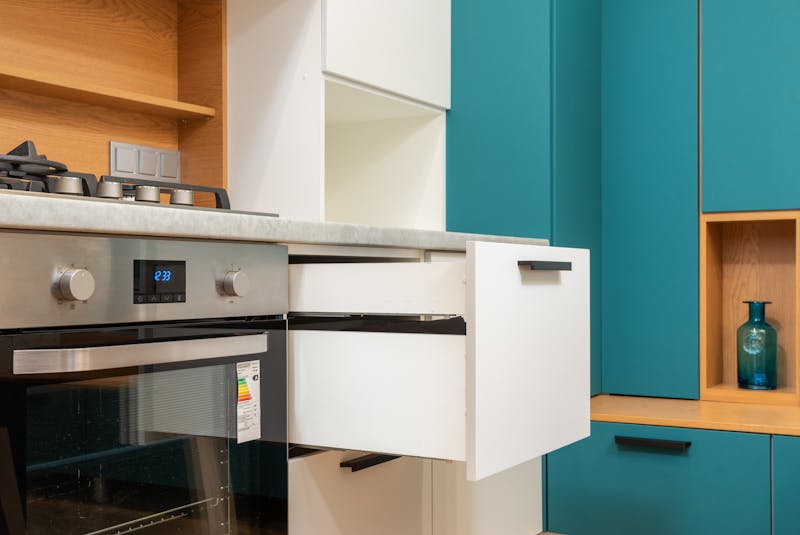 The Original Wall Ovens of HB's 1970s Tracts Are Dying — Here's the Honest Options List